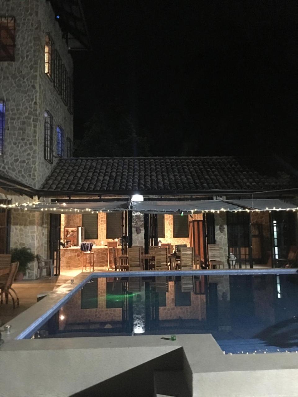 Castillo Tambor & Restaurant *
