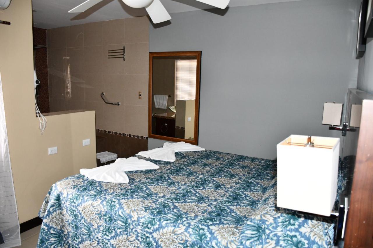 Apartment 12b Sol Quadplex