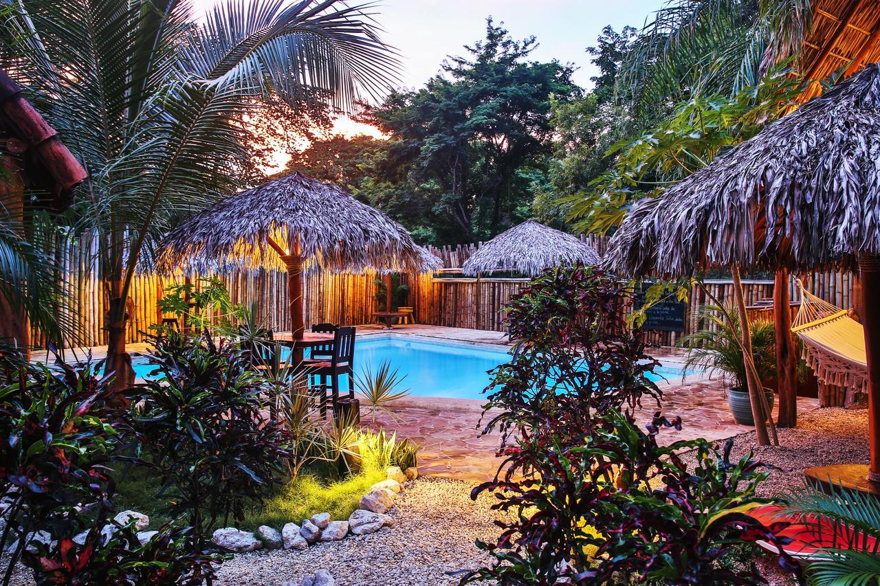 El Oasis Lodge
