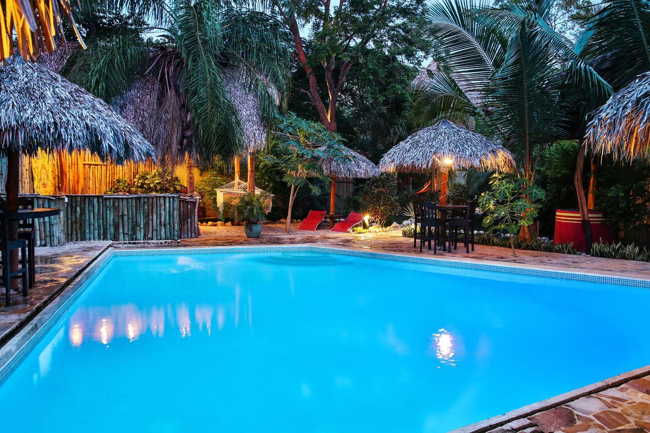 El Oasis Lodge *