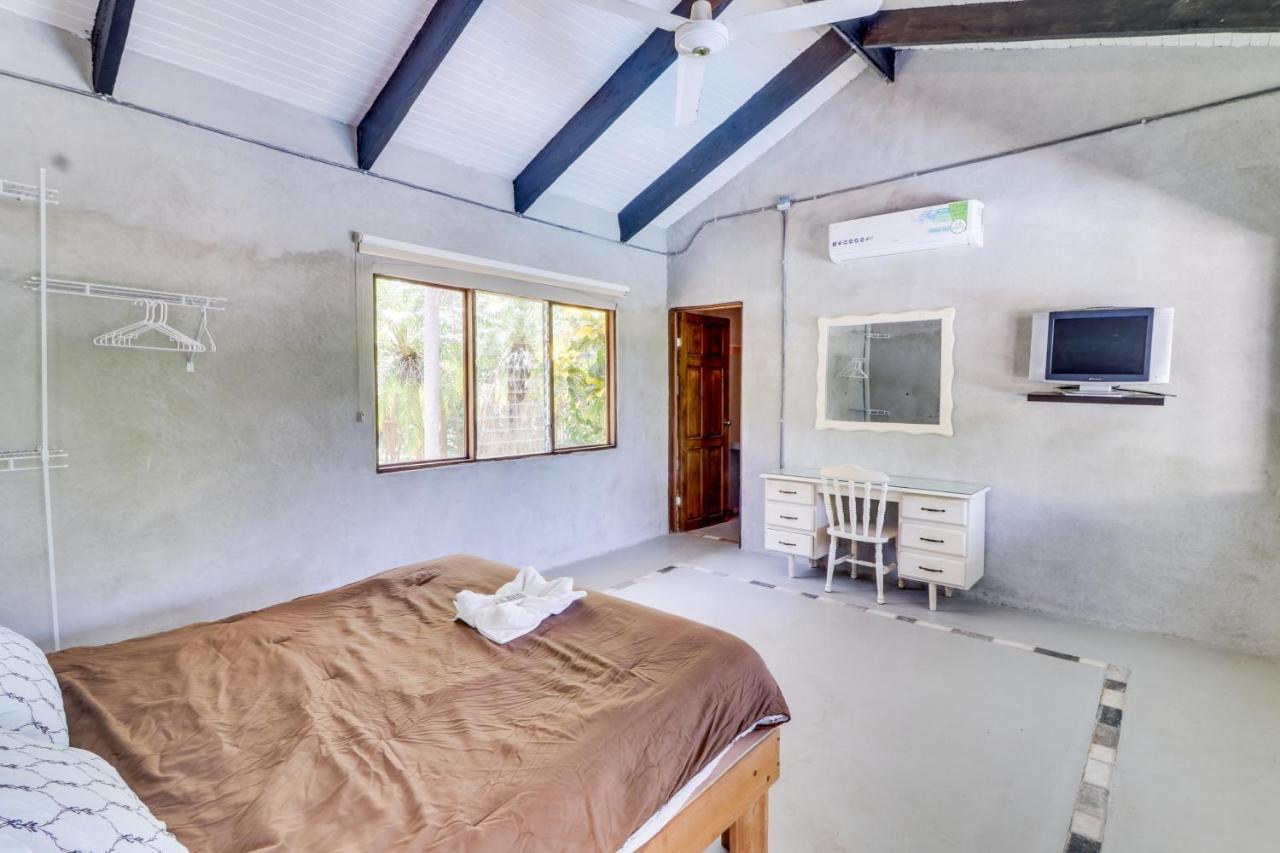 Playa Penca Mangrove Beach House * Potrero (Guanacaste)