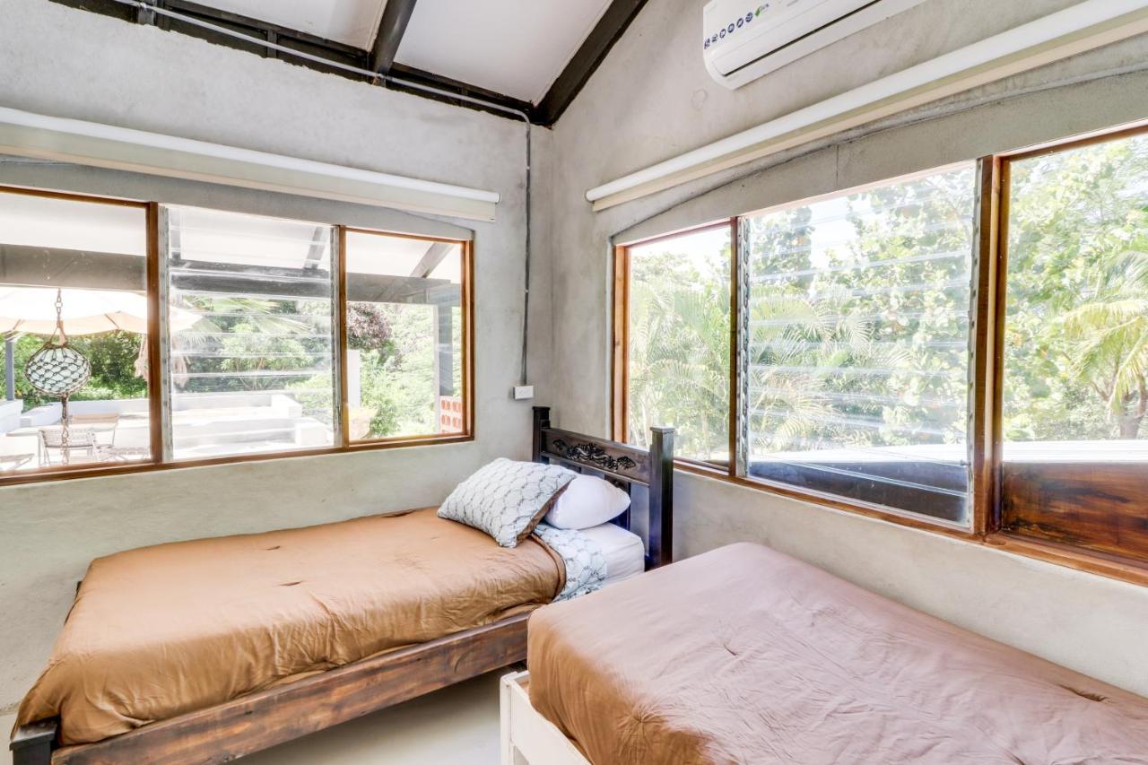 Playa Penca Mangrove Beach House * Potrero (Guanacaste)
