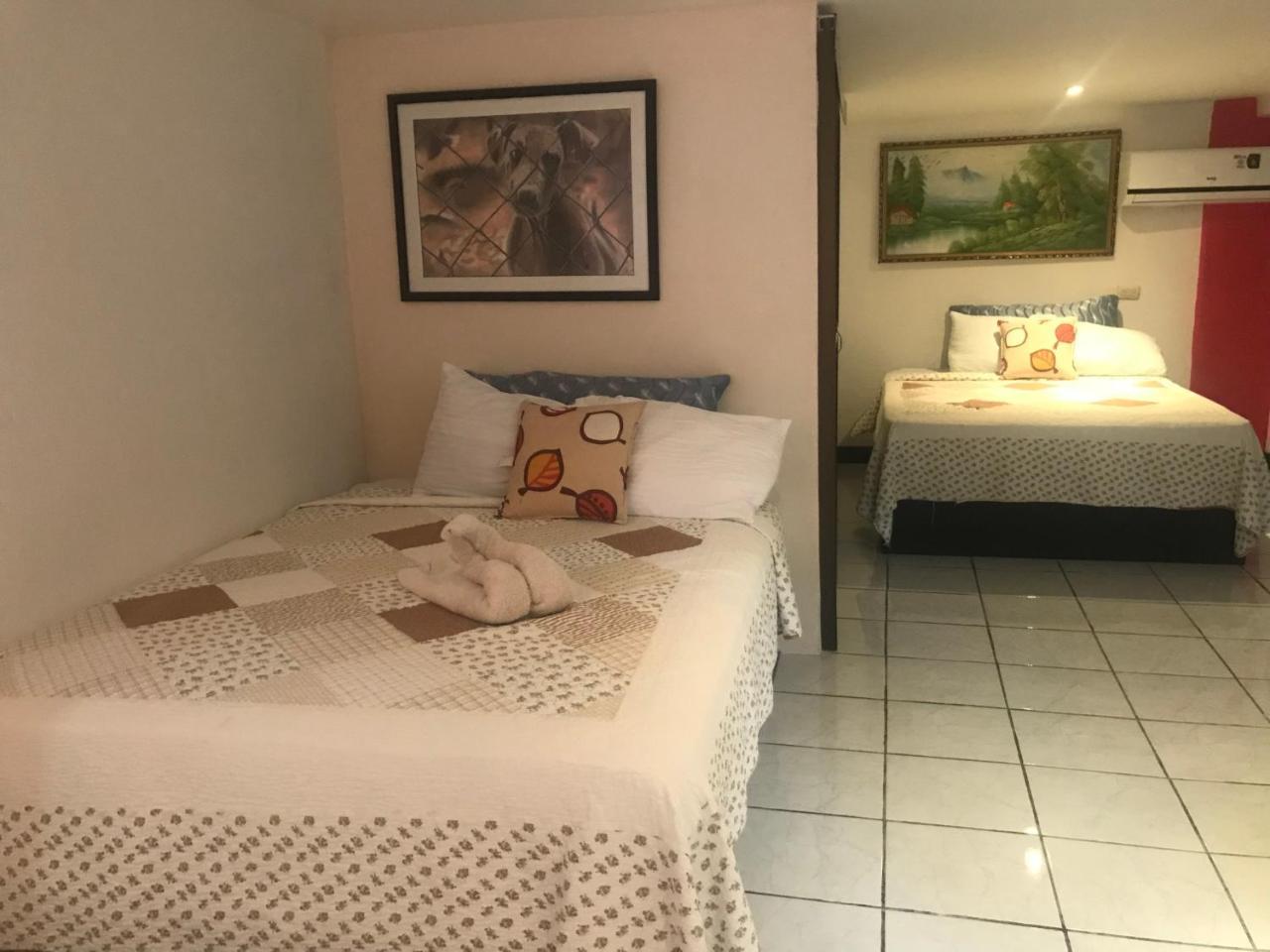 Hotel Cabinas Cafe Del Mar Manuel Antonio