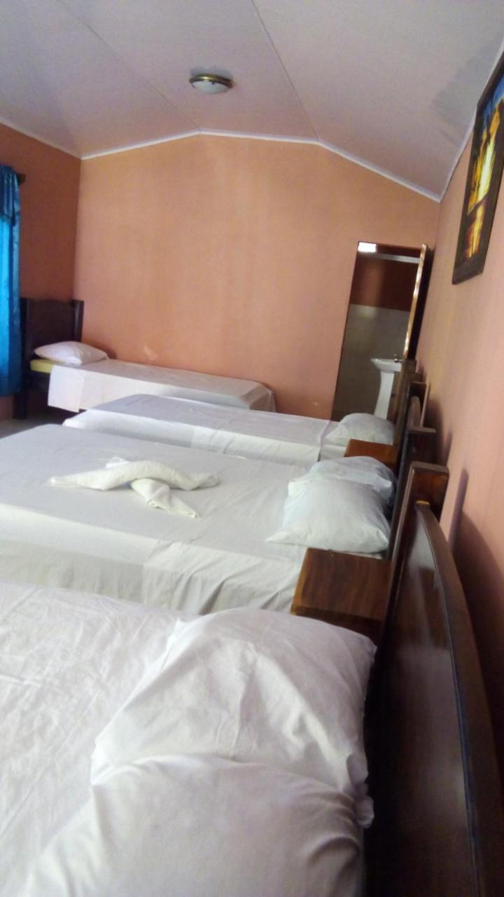 Hotel Sirena Esterillos