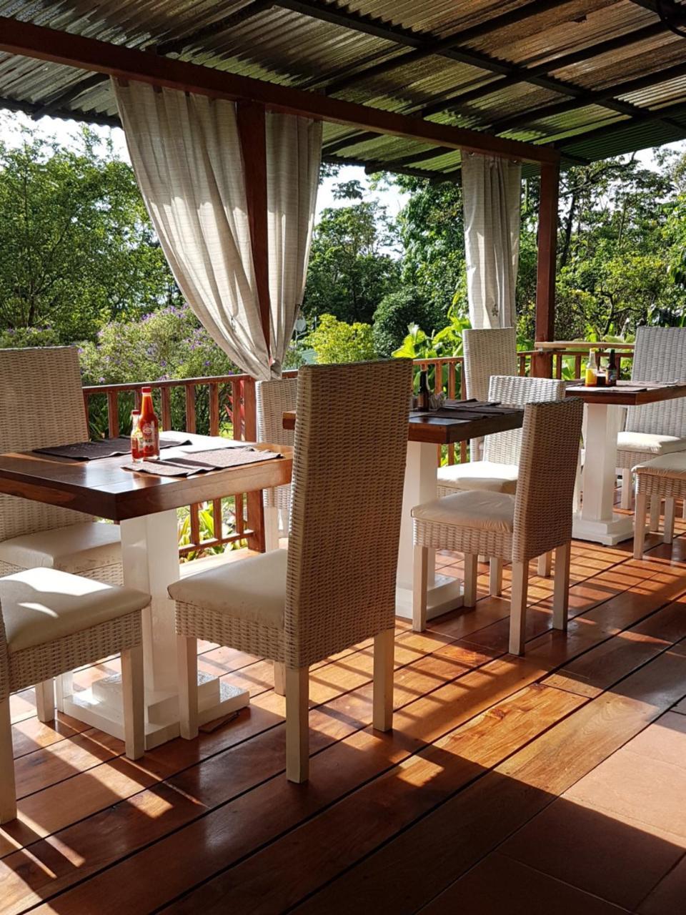 Lodge Brisas Arenal *