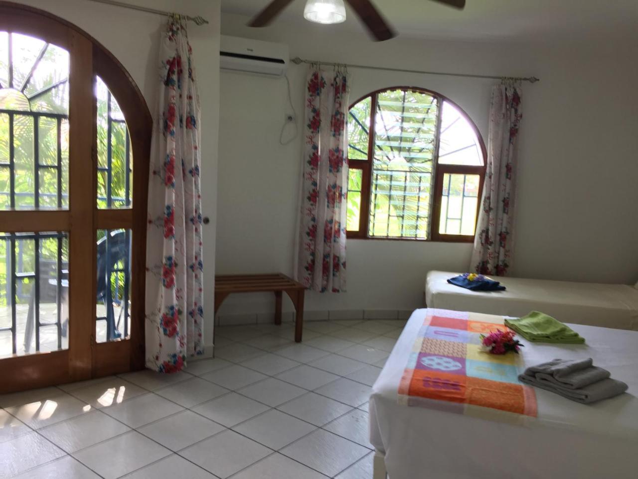 La Perlita Bed & Breakfast 2*
