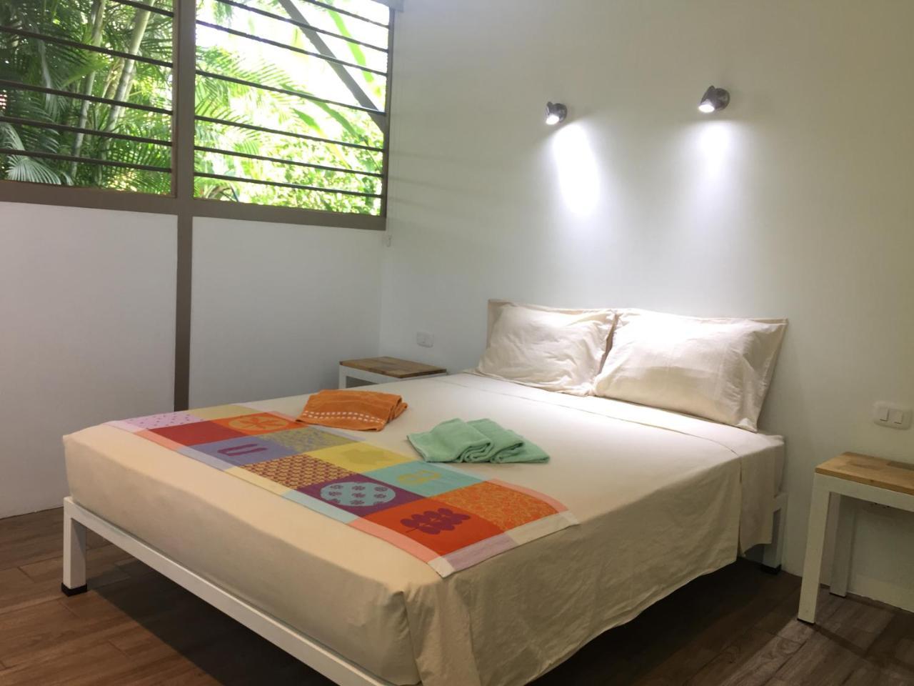Bed & Breakfast La Perlita 2*
