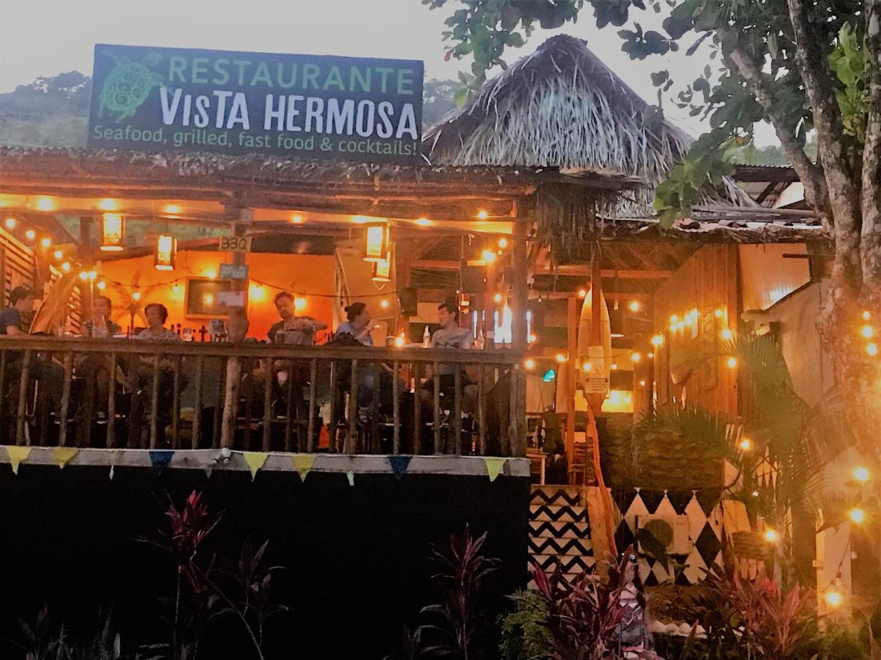 Beachfront Vista Hermosa Hotel