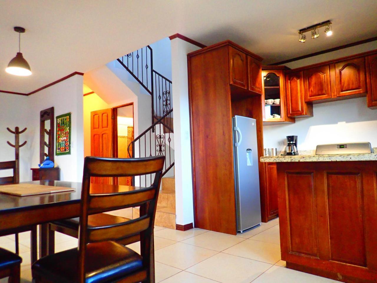Orosi Lodge Hotel