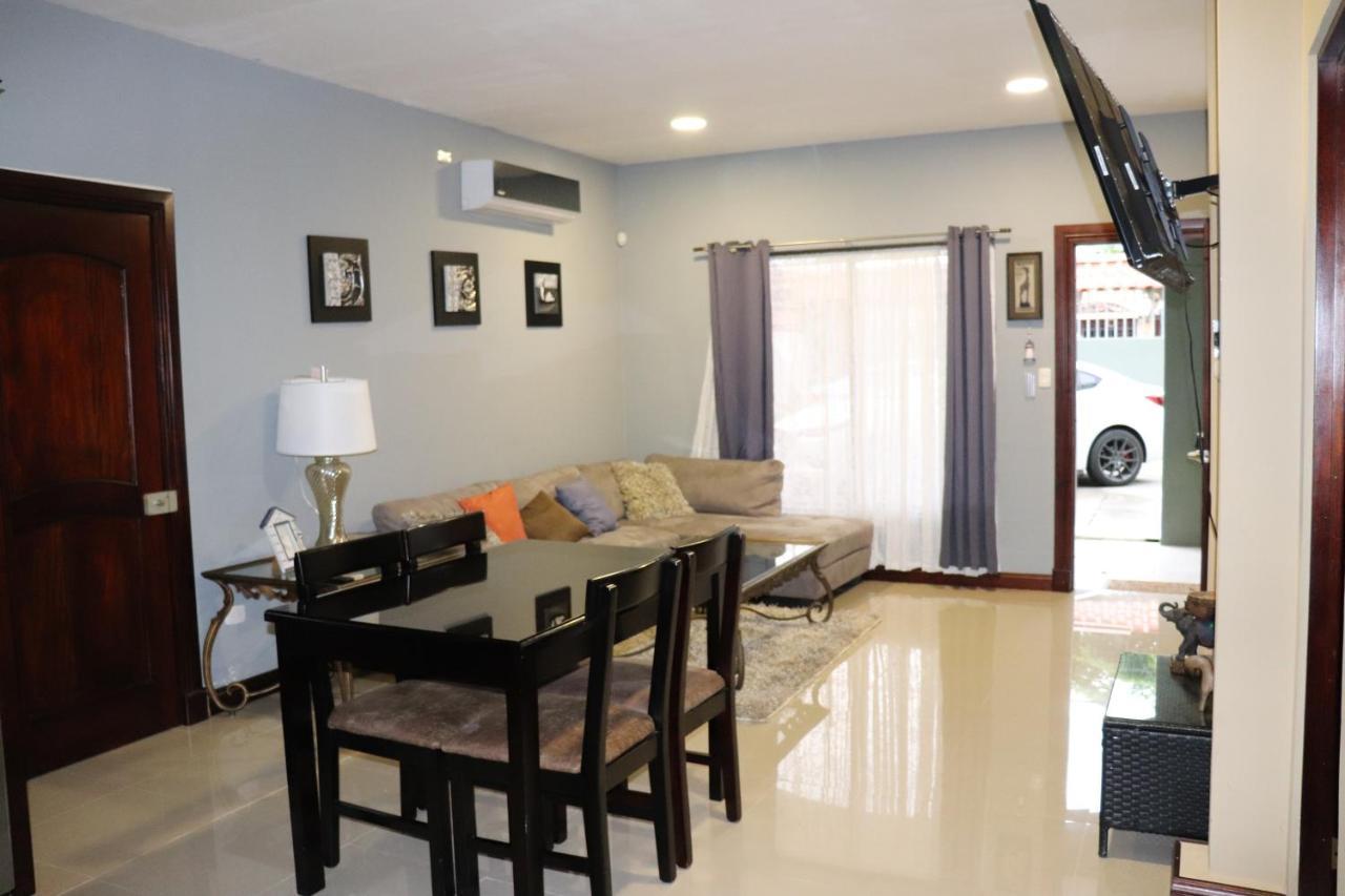11b Sol Quadplex Apartment Jaco