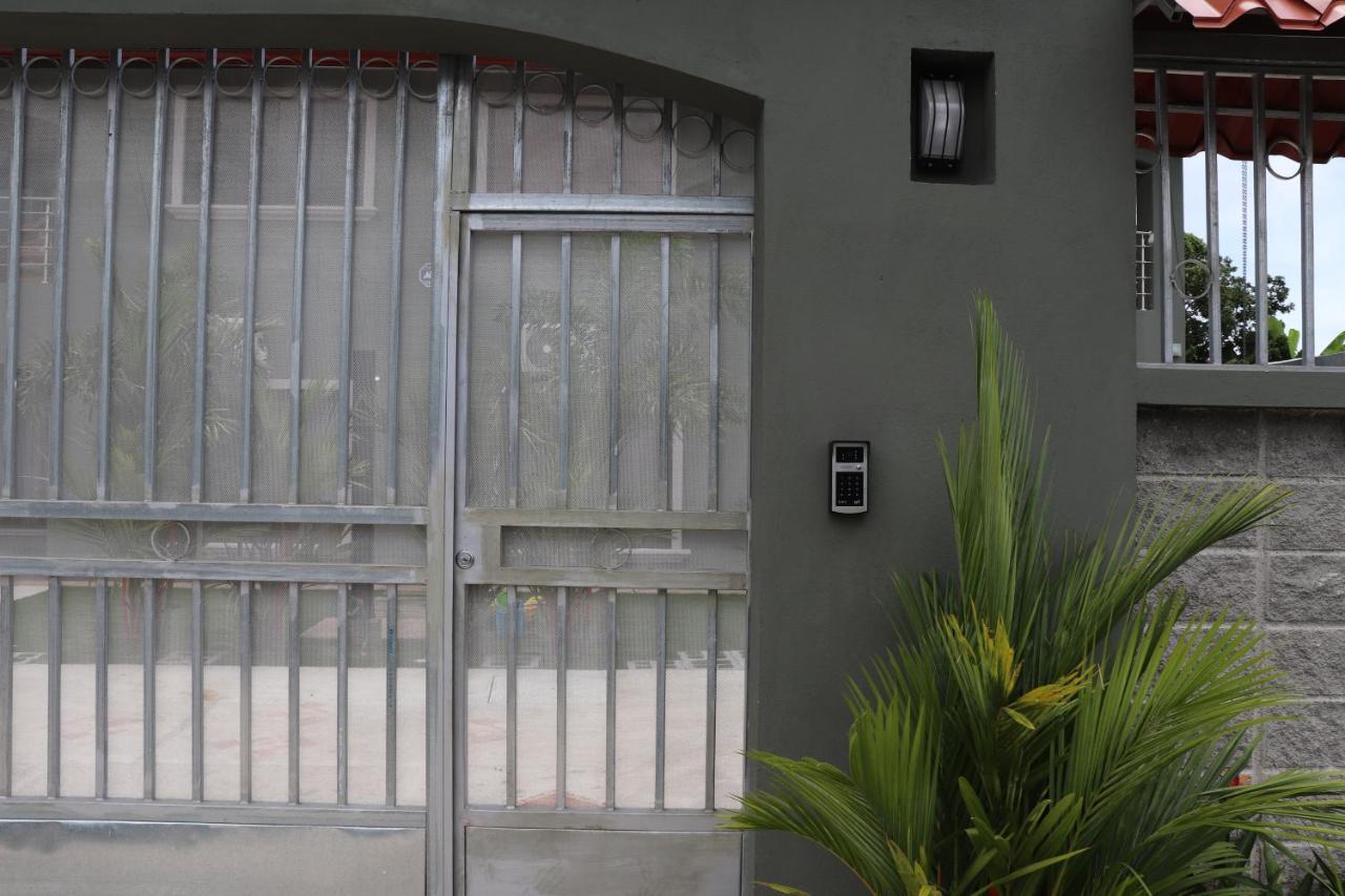 Apartment 11b Sol Quadplex *