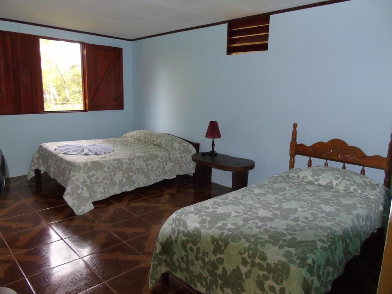 Rural Rio Celeste Inn