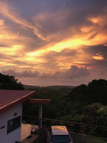 Lambeau Ocean View 1 *