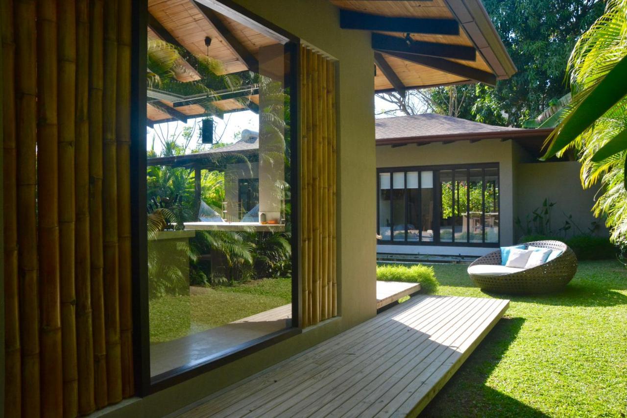 Casas De Agua Playa Santa Teresa (Puntarenas)