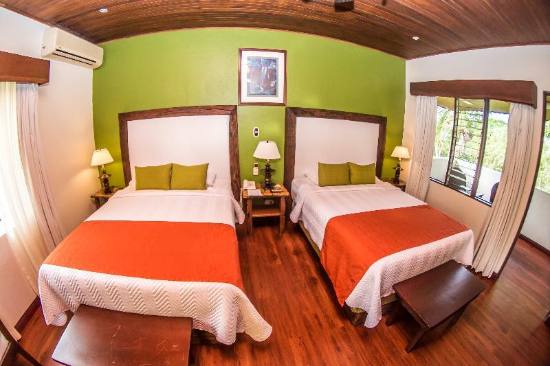Hotel Tilajari 4*