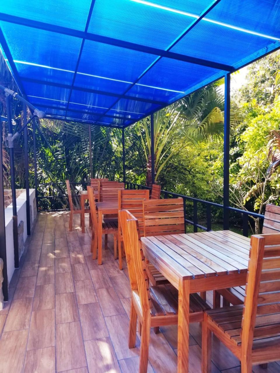 Castillo Tambor & Restaurant *