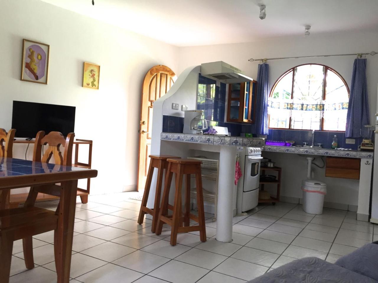 Bed & Breakfast La Perlita 2*