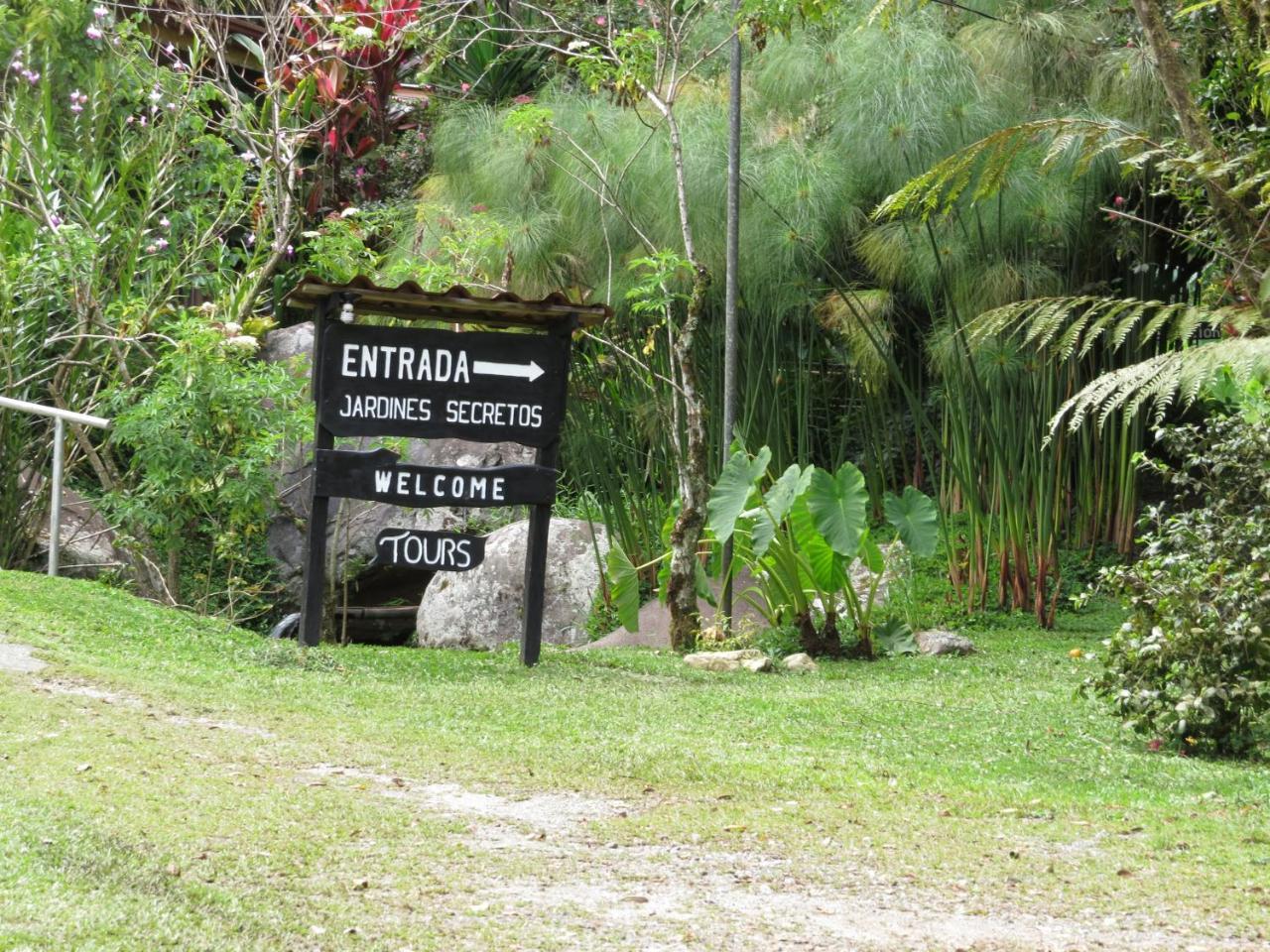Aparthotel Jardines Secretos *