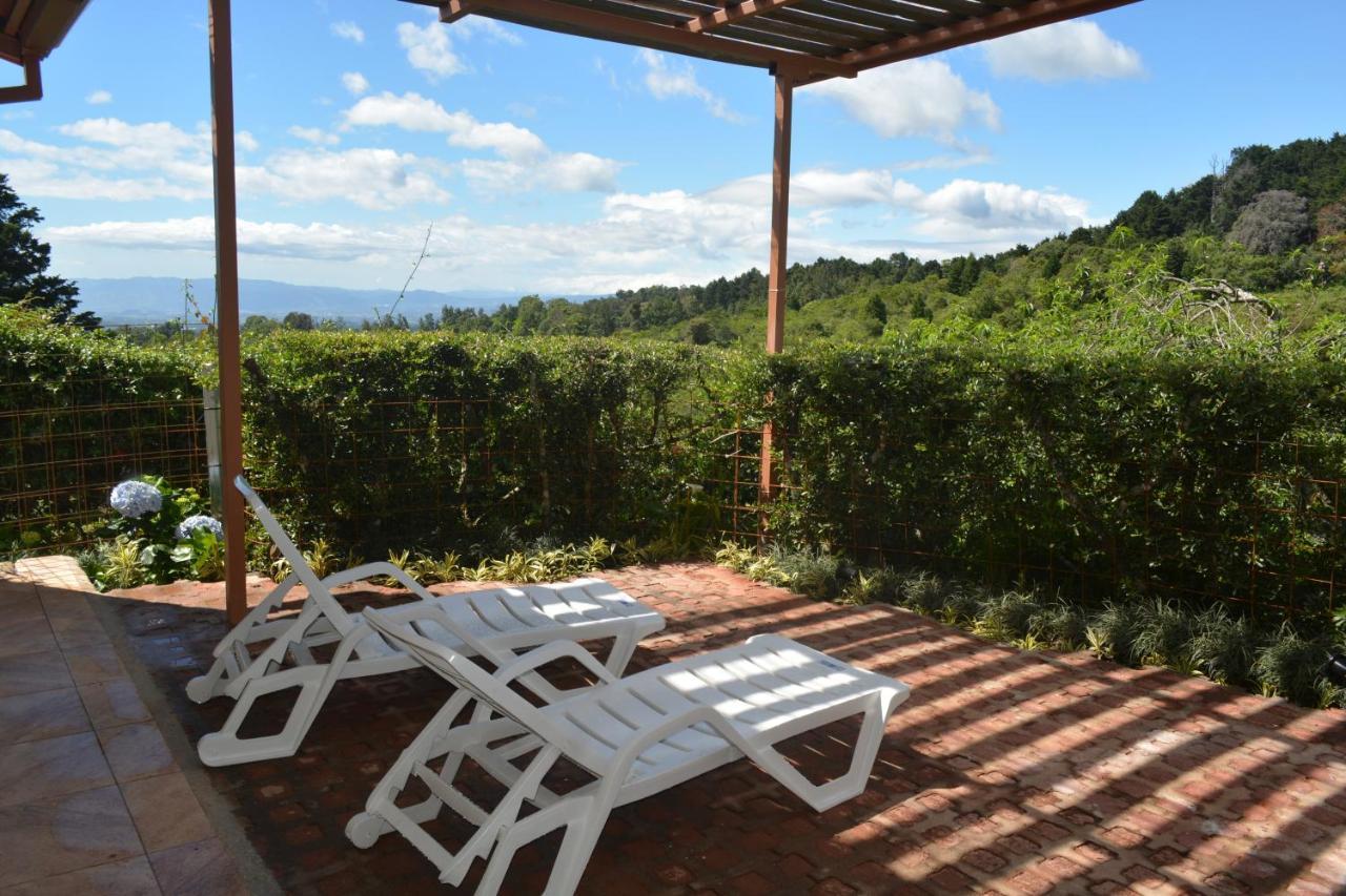 Finca Paraiso Mountain Retreat Near San Jose Airport Hotel 5*
