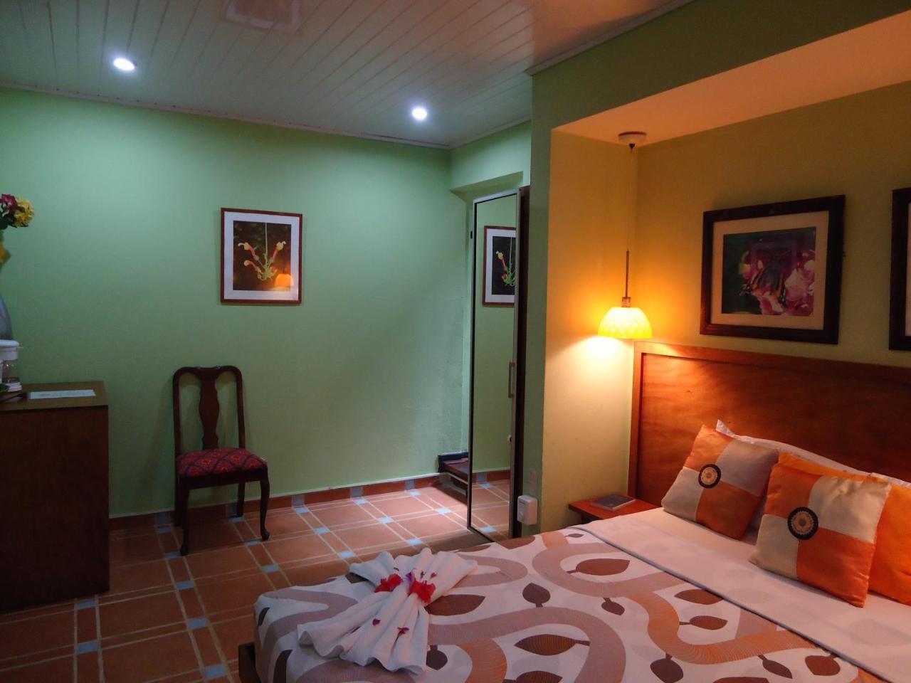 Mandarina Hotel