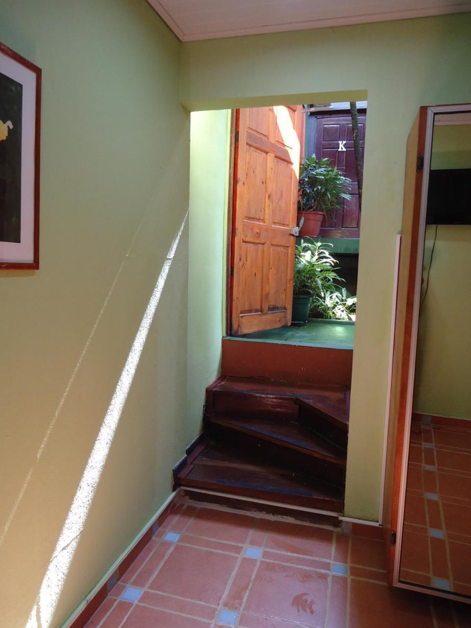 Hotel Mandarina 3*