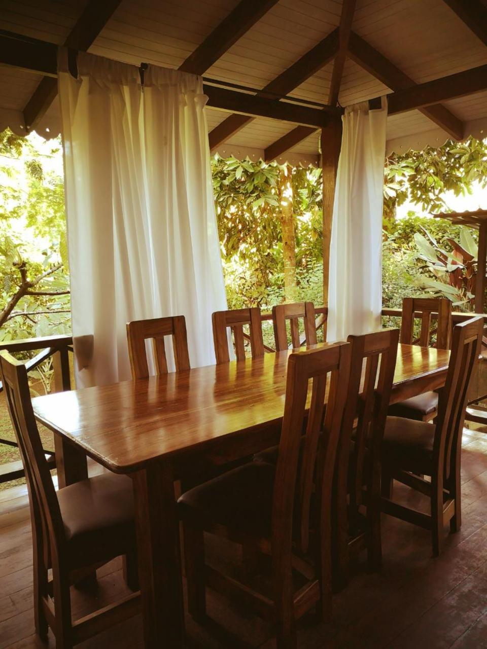 Casitas Mar Y Luz *