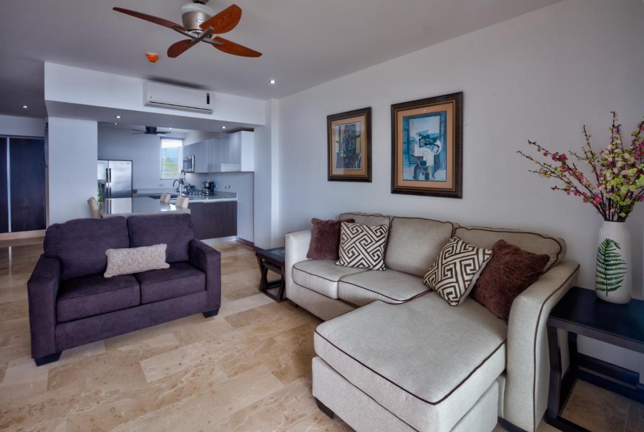Apartment Breakwater Beachfront 603 *