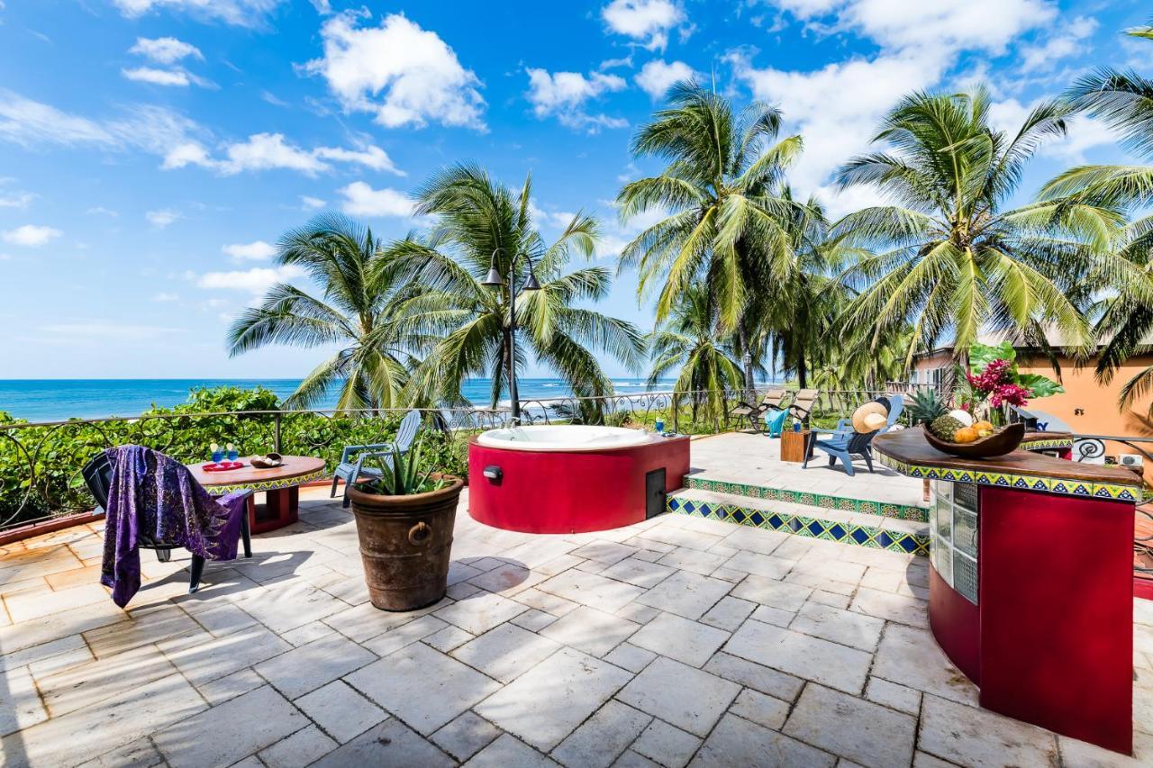 Casa Alegre - 3/3 Beachfront With Pool And Sundeck *