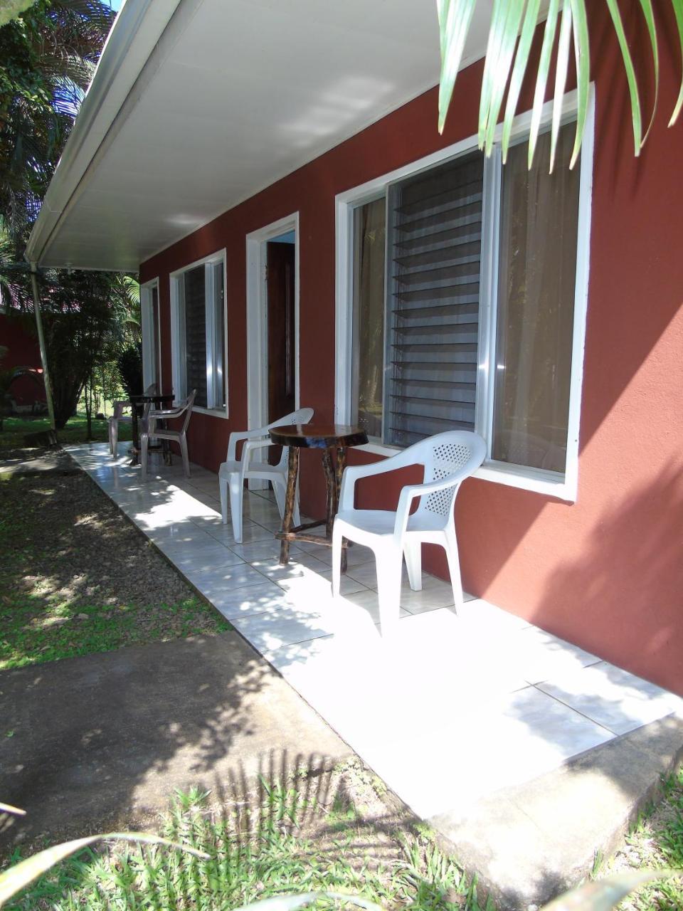 Rural Rio Celeste Inn