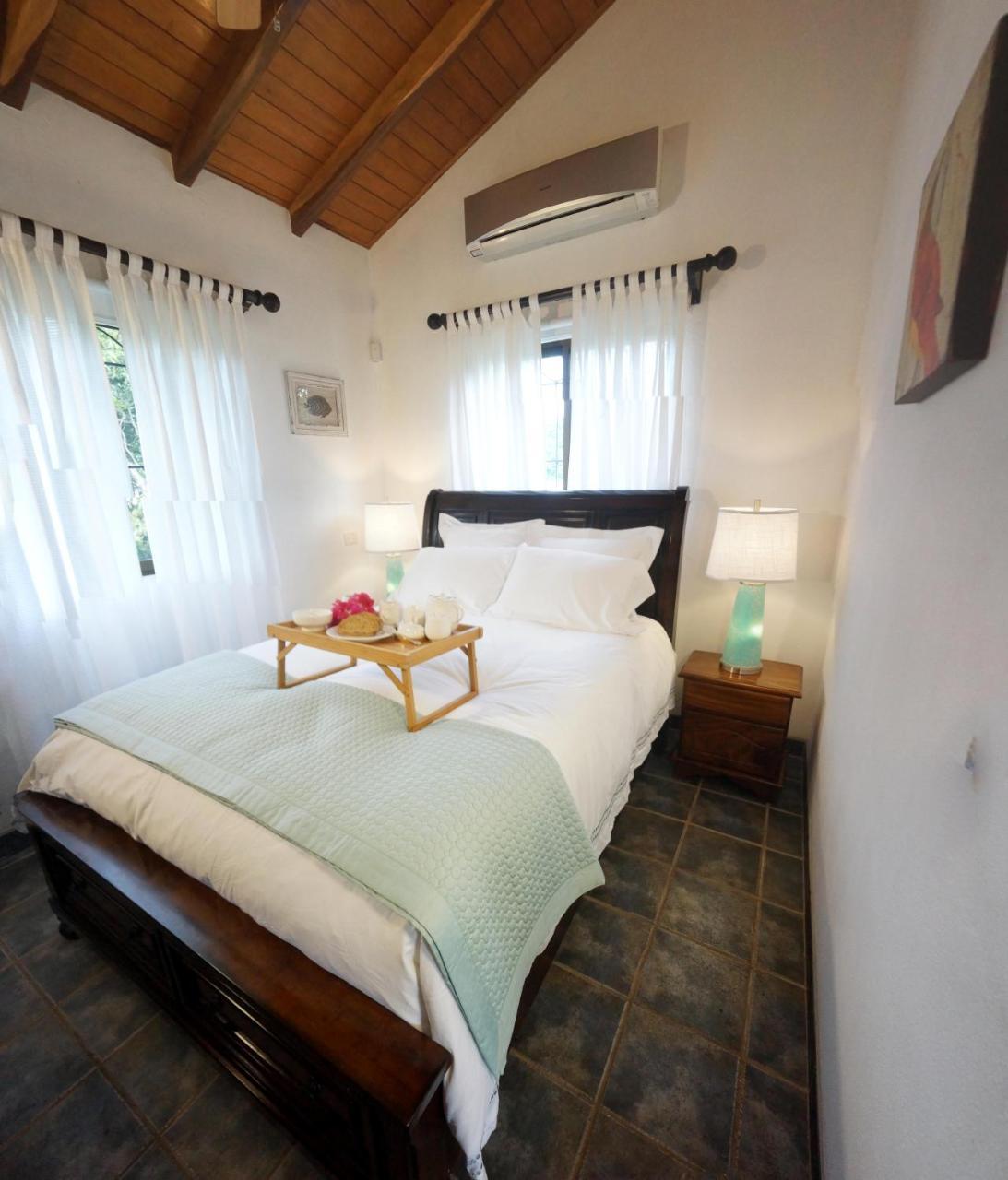 Country house Casa Bougainvillea