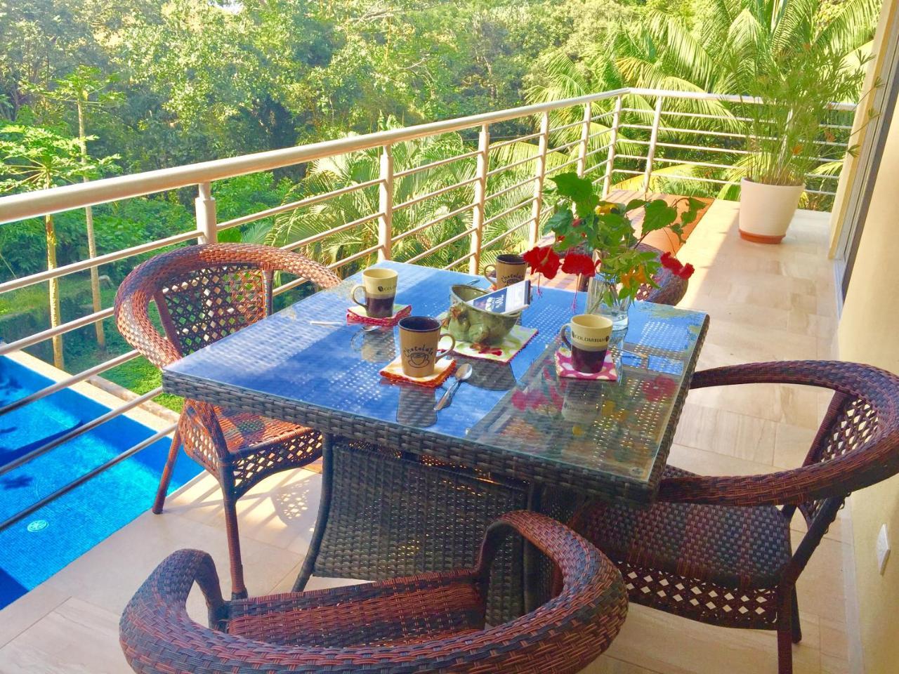 Ludmila (adults Only) * Manuel Antonio