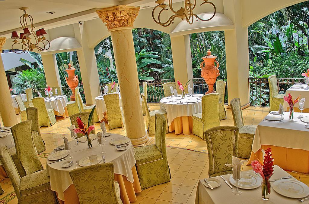 Beacon 4* Escazu