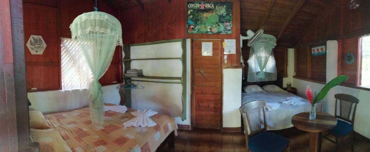 Holiday home Cabinas Hibiscus Cahuita