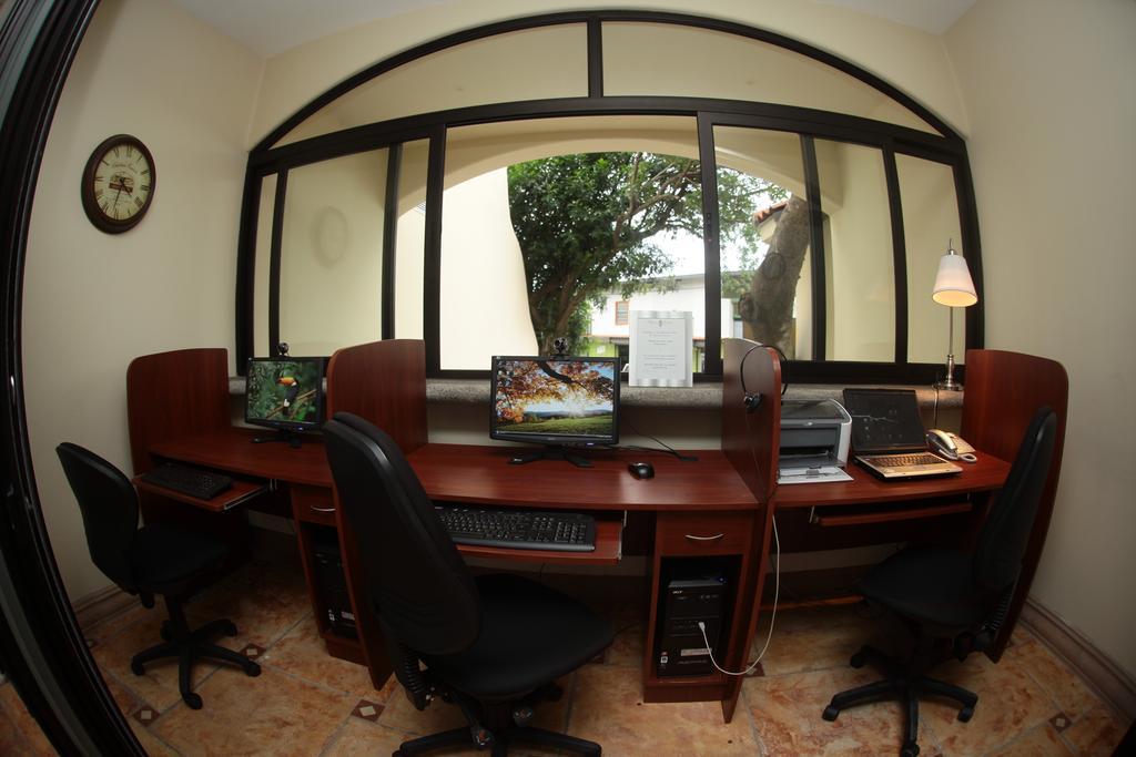 Beacon Escazu