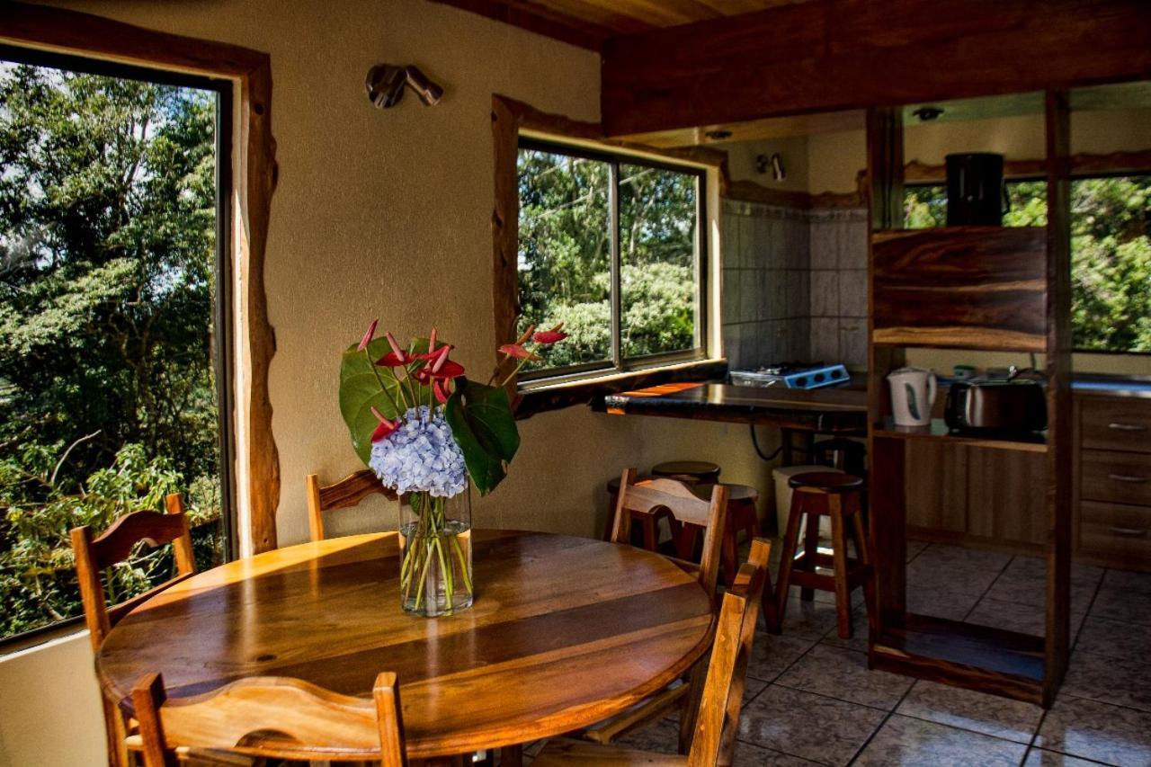 Cabinas Capulin & Farm Farm stay *