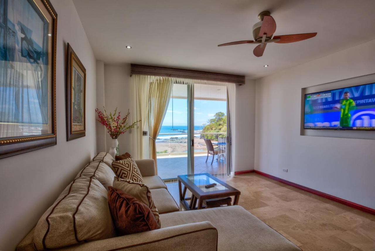 Breakwater Beachfront 603 Jaco