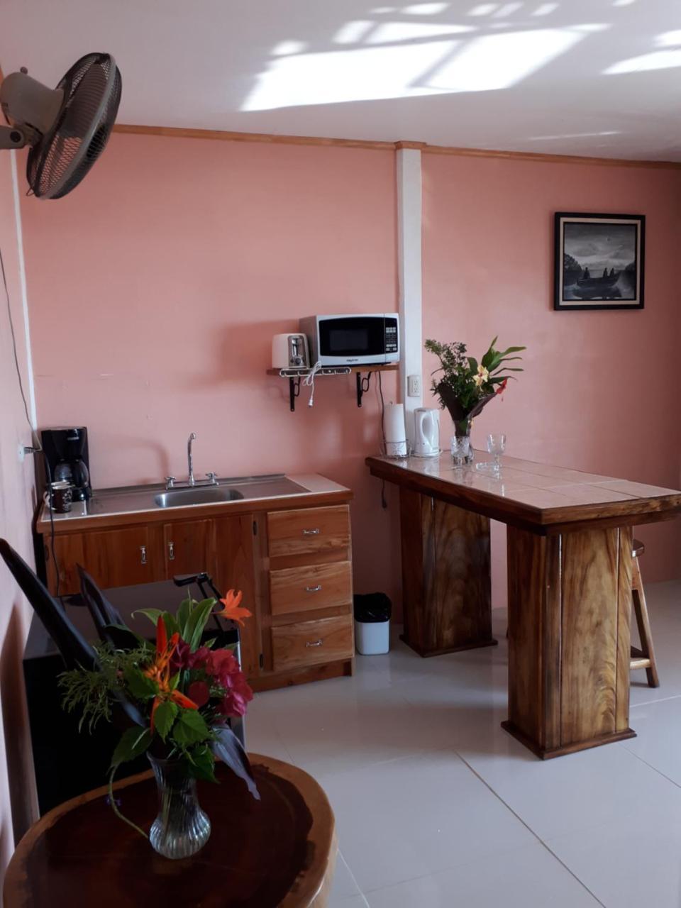 Lodge Manolo Corcovado, Ocean & Forest View Lodge, Bar & Restaurant Drake Bay