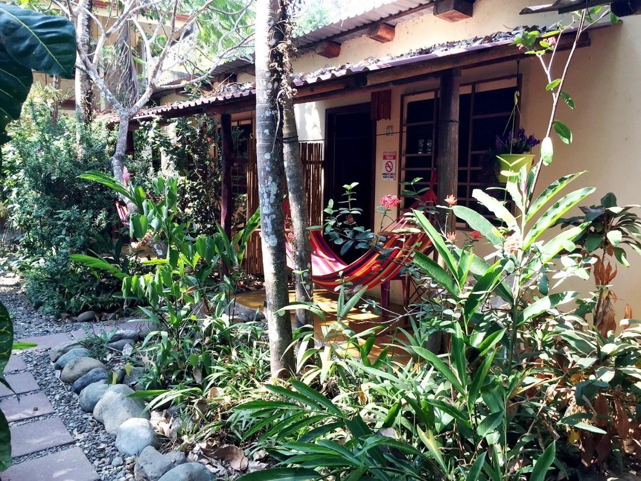 Tropical Sands Hotel