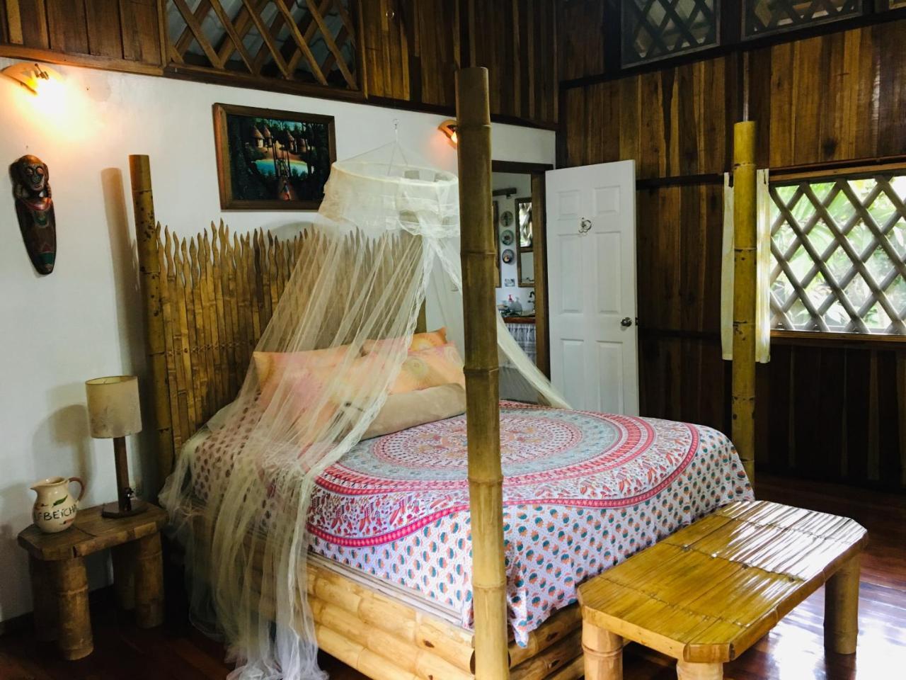 Coral Hill Cahuita