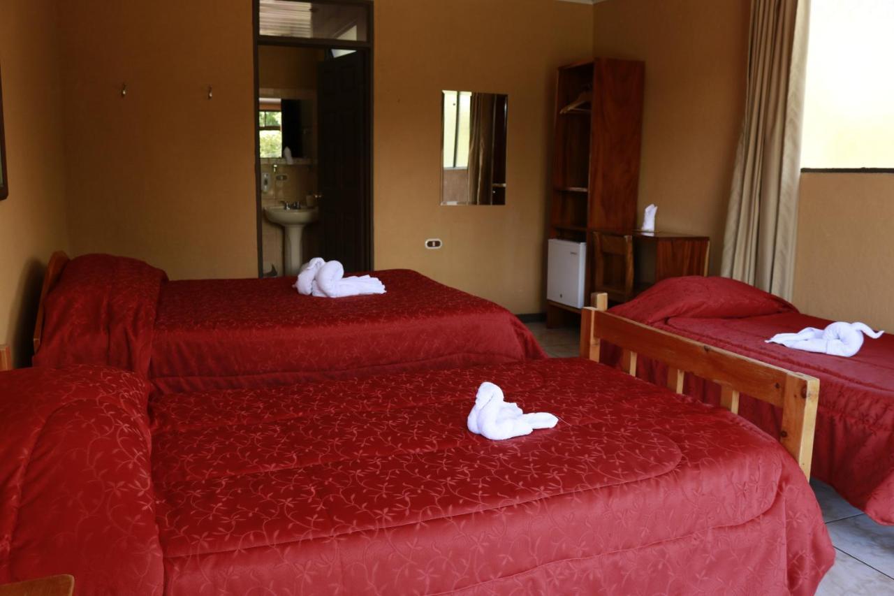 Bed & Breakfast Cabinas Eddy Monteverde