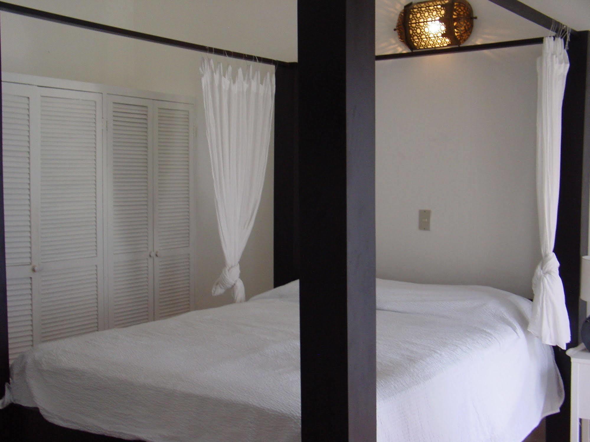 Hotel Fatdaddy's Cabinas Potrero (Guanacaste)