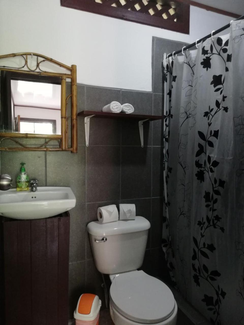 Aracari Garden Hostel