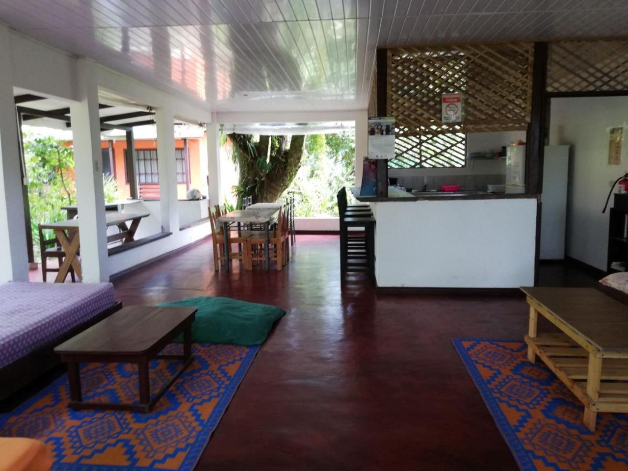 Aracari Garden Hostel Tortuguero