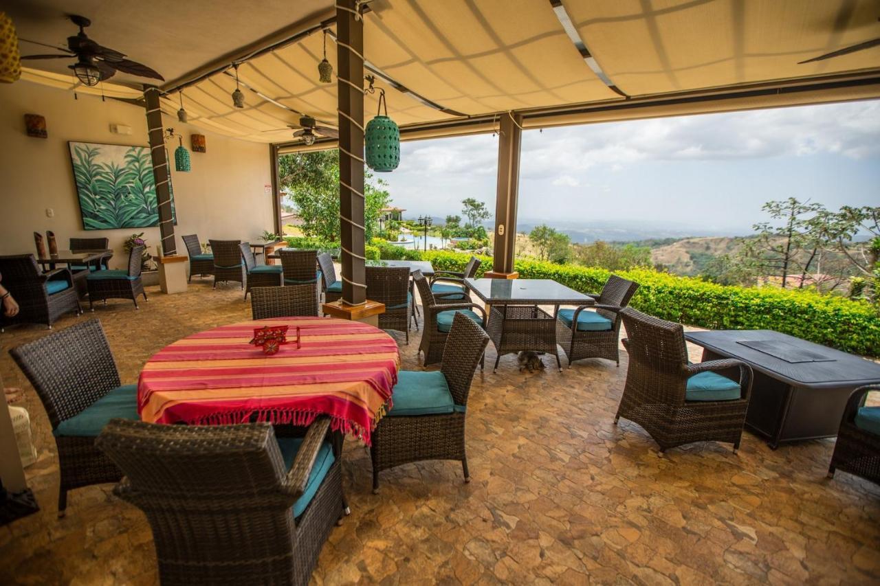 Vida Mountain & Adults Only Hotel 3*