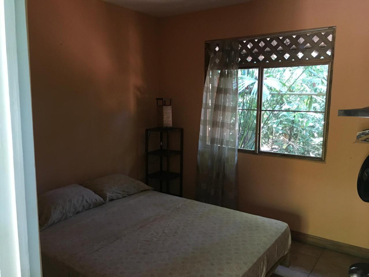 Las Casitas De Playa Negra Hostel