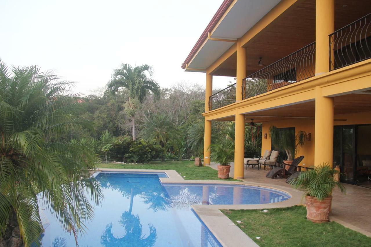 Costa Del Mar Homestay Garza