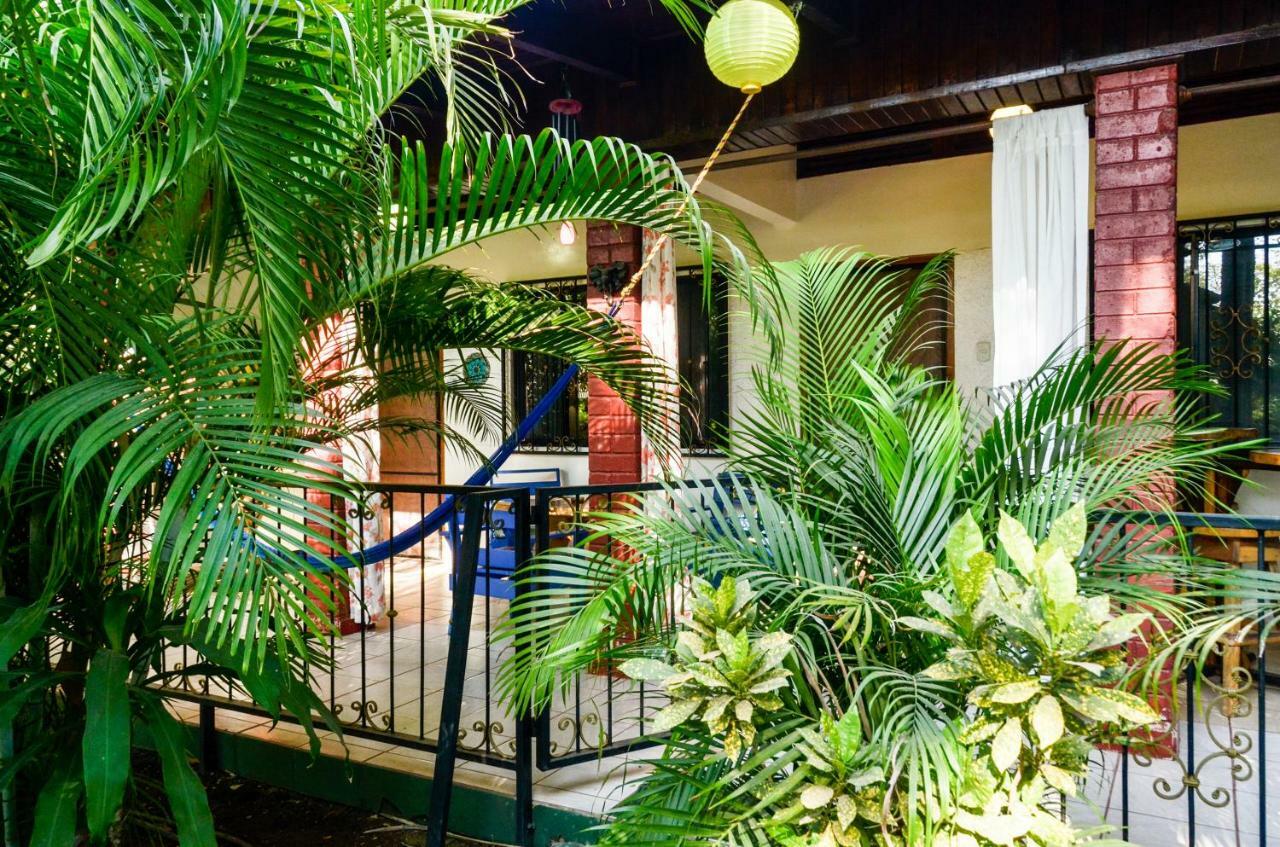 Zullymar Aptos Aparthotel