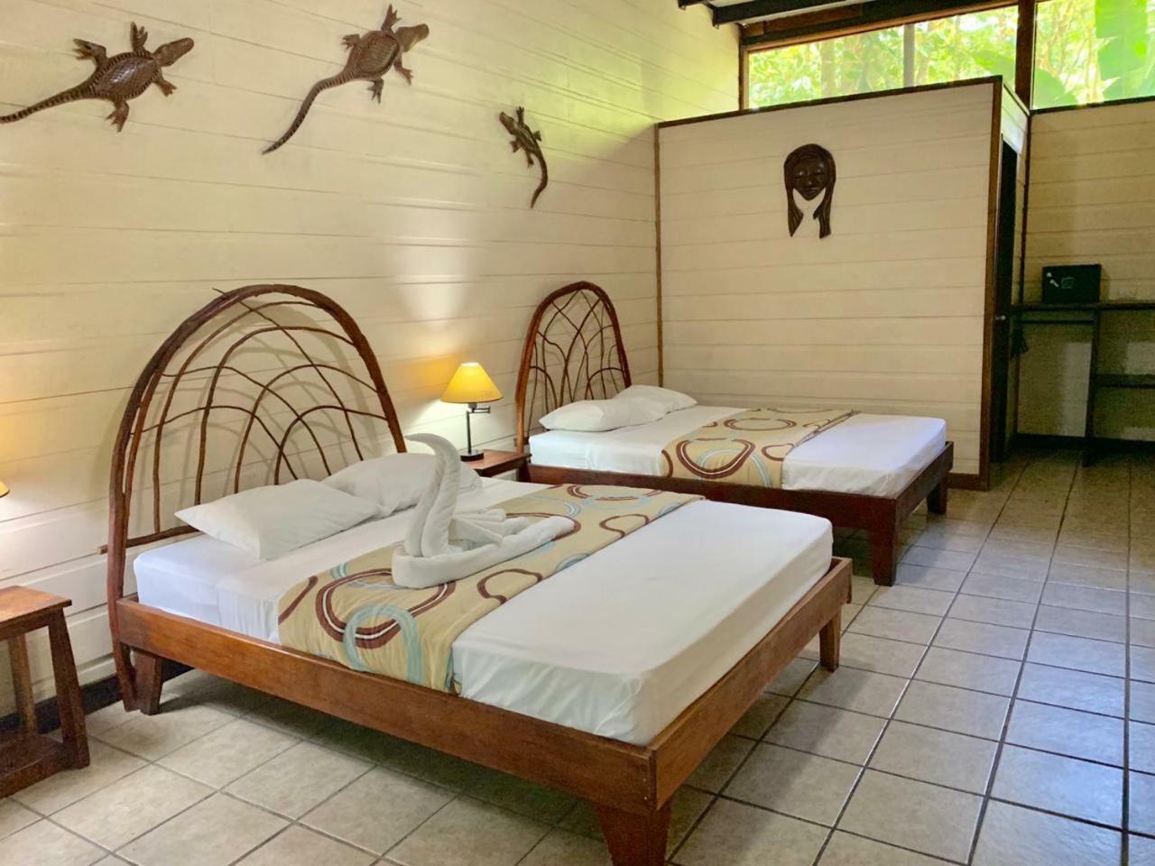 Rana Roja Hotel Tortuguero