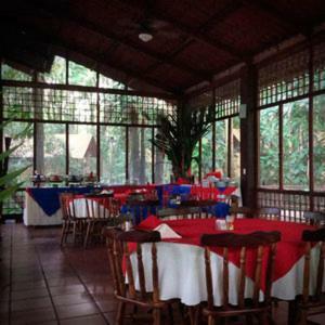 Hotel Rana Roja