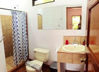 Tropical Sands Eco Hotel Dominical